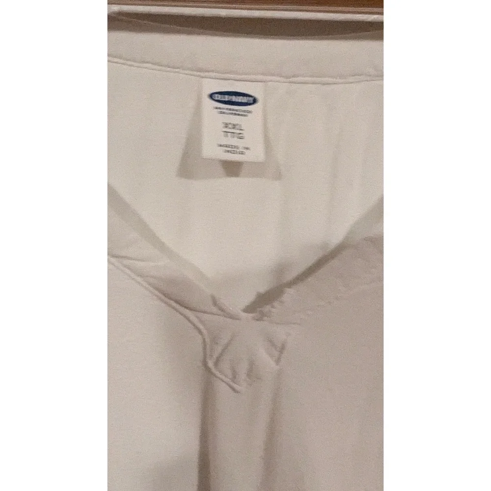 Old Navy Peasant Blouse XXL White Eyelet Lace Hem V-Neck Rayon Boho Top